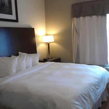 Sigma Inn & Suites Hudson'S Hope Hudson Hope Buitenkant foto