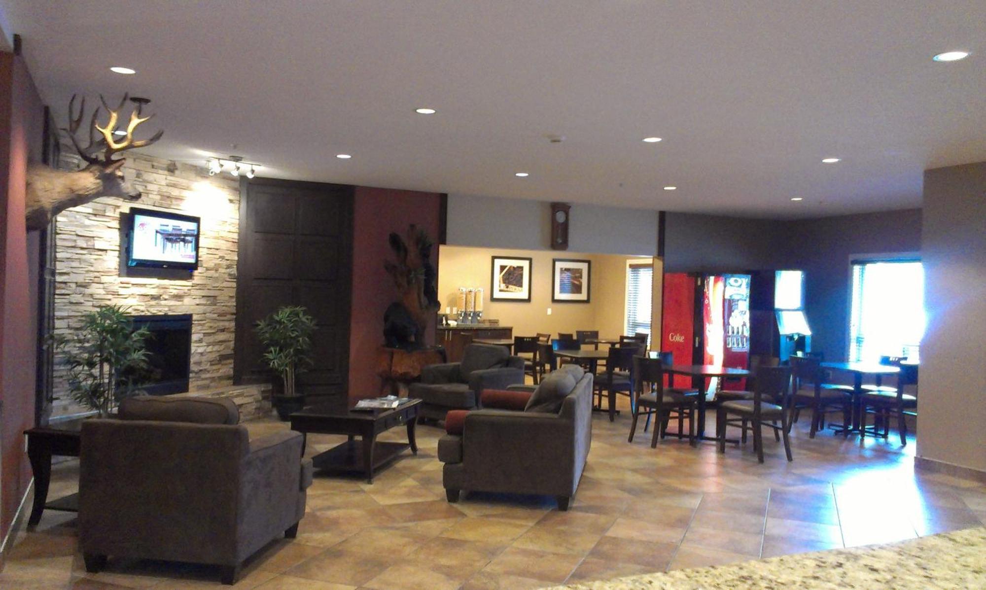 Sigma Inn & Suites Hudson'S Hope Hudson Hope Buitenkant foto