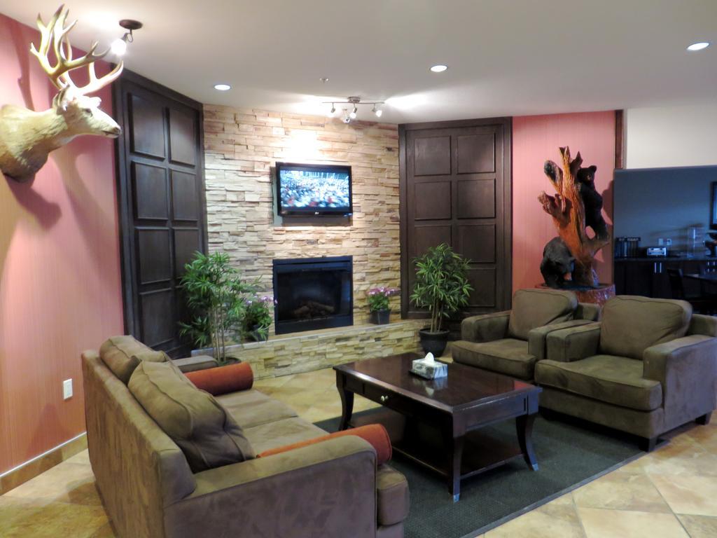 Sigma Inn & Suites Hudson'S Hope Hudson Hope Buitenkant foto