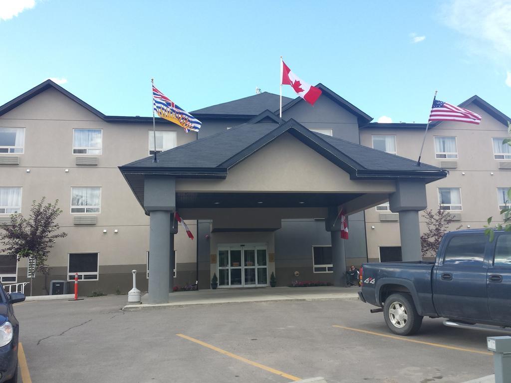 Sigma Inn & Suites Hudson'S Hope Hudson Hope Buitenkant foto