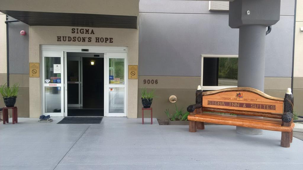 Sigma Inn & Suites Hudson'S Hope Hudson Hope Buitenkant foto