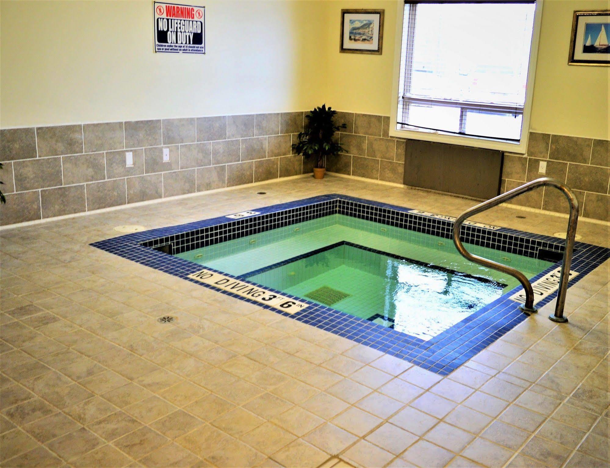 Sigma Inn & Suites Hudson'S Hope Hudson Hope Buitenkant foto