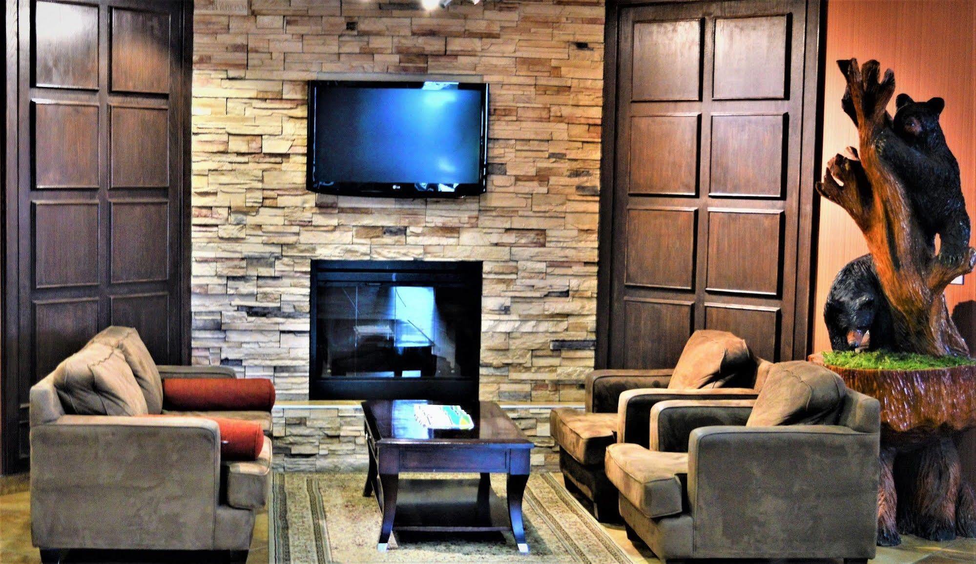 Sigma Inn & Suites Hudson'S Hope Hudson Hope Buitenkant foto